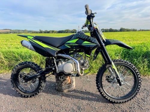Stomp 140cc pitbike off road - stomp,
